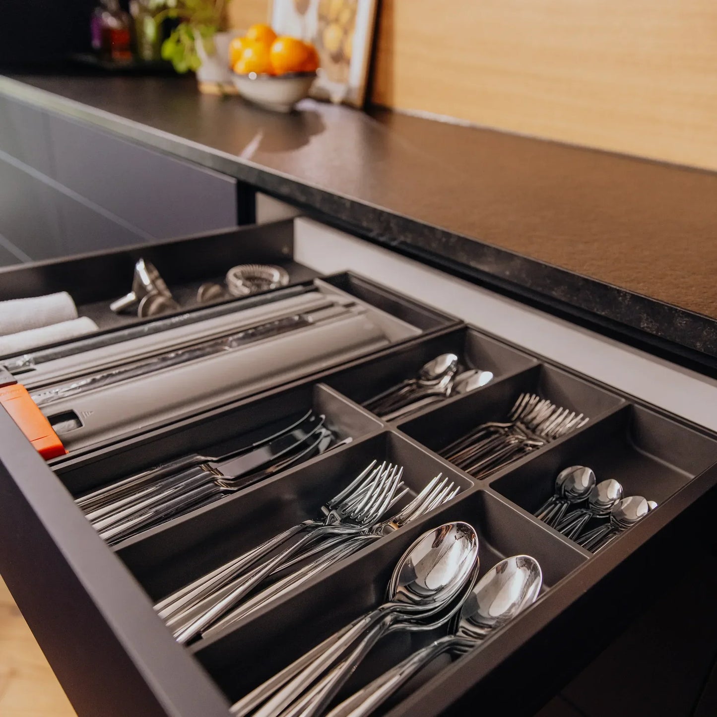 AMBIA-LINE Besteckkasten Stahl Soft-Touch (30 cm)