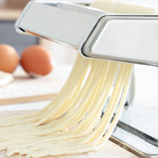 InnovaGoods Nudelmaschine – Frische Pasta selbst gemacht (3 Walzen, 8 Stufen, mit Rezepten)